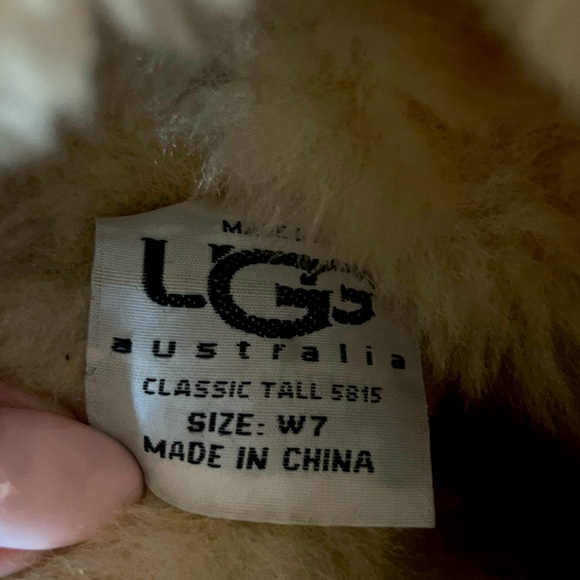 UGG Classic Tall Boots - Picture 4 of 9